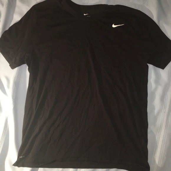 nike dri fit athletic cut t shirt